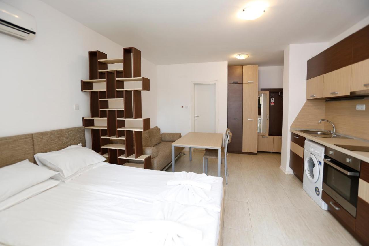Low Cost Apartments In Green Life Sozopol Exterior photo